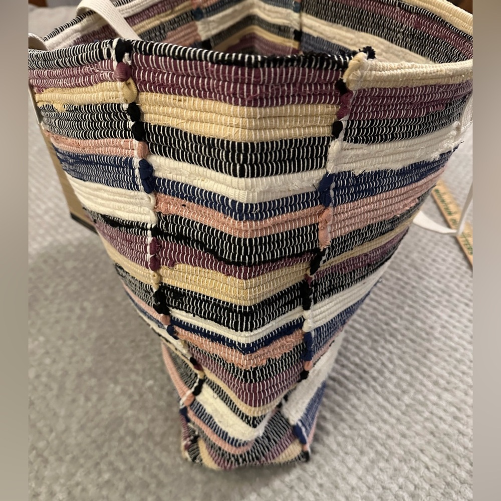 FEED Striped Woven Rug Tote Bag Boho Commuter Minimalist Versatile Durable NWT